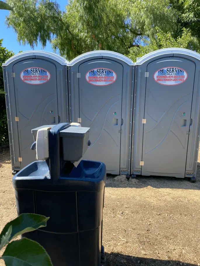 M servin portable toilet img 4 (1)